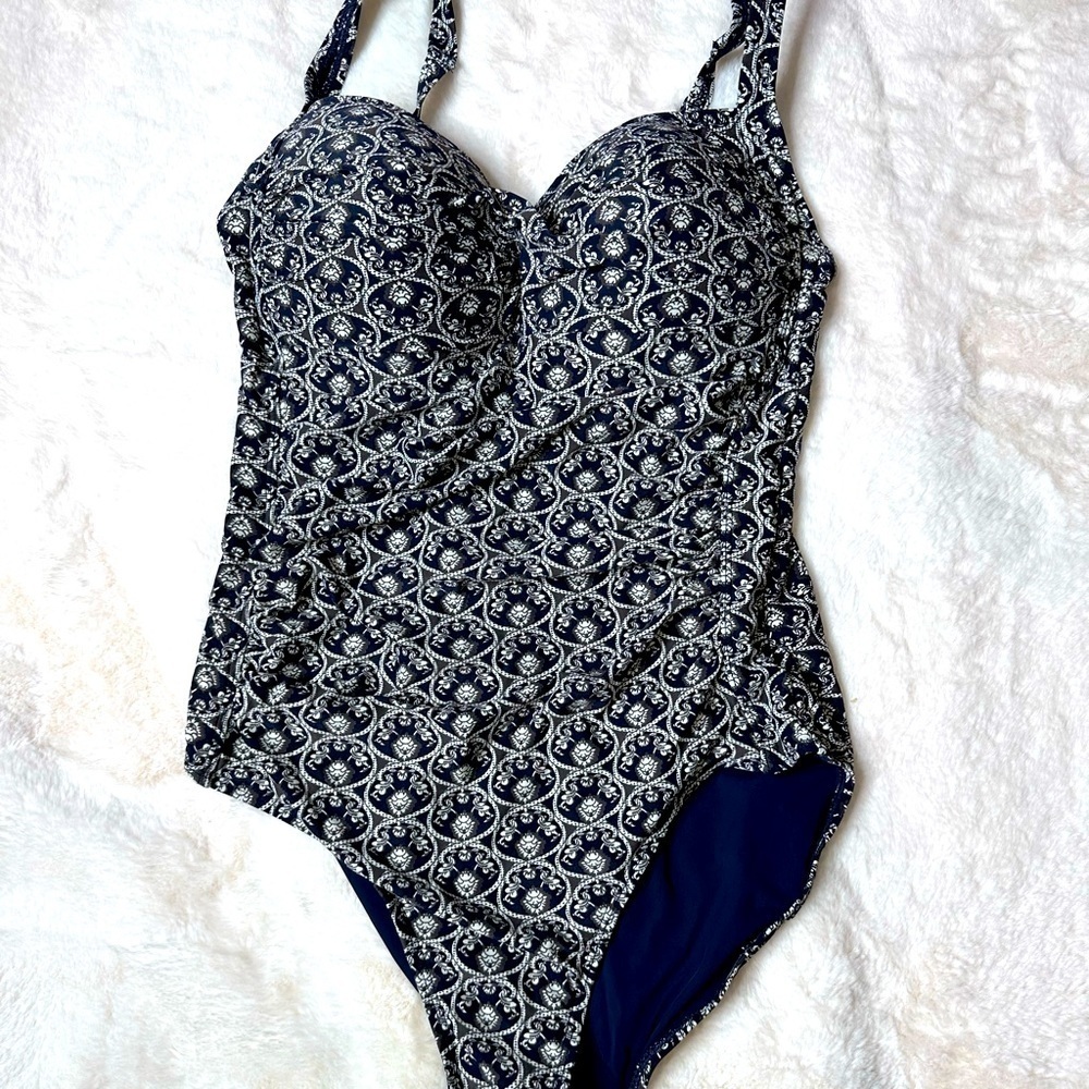 Niptuck Swim